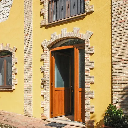 Lovely In With Private Swimming Pool, Be Inside Or Outside *