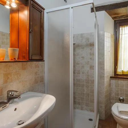 Lovely In With Private Swimming Pool, Be Inside Or Outside بيت للعطل
